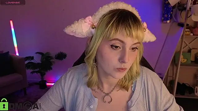 Roziett Belle online show from 14, 4, 2026