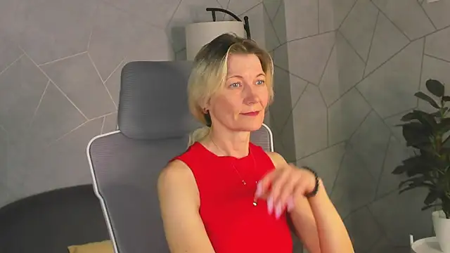 Julie Lucas online show from 17, 3, 2026