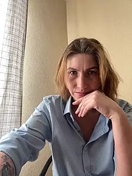  Crystal 2 online show from 4, 2, 2026