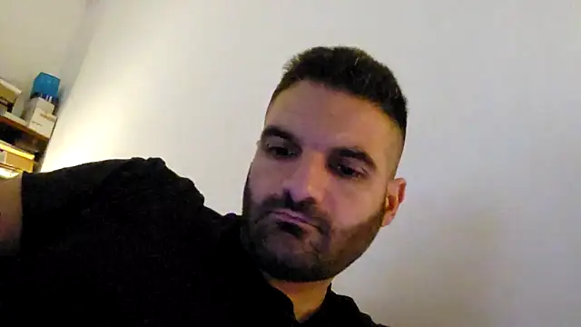 marios87xxl online show from 22, 3, 2026
