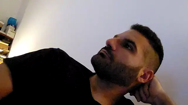 marios87xxl online show from 24, 3, 2026