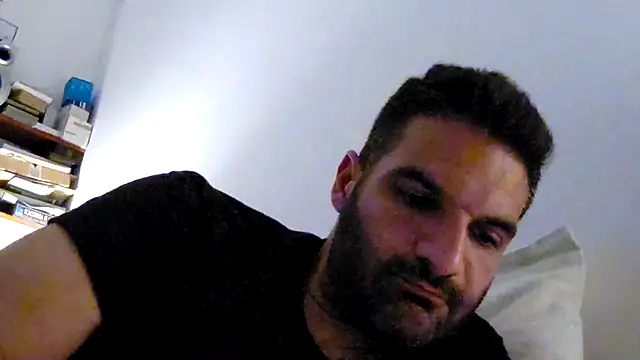 marios87xxl online show from 22, 4, 2026
