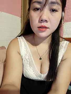 Ngocmai lazdy online show from 2, 4, 2026