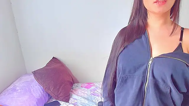 Snapshot of Anniecute__ chatting on 29, 4, 2026 Anniecute online show from 29, 4, 2026