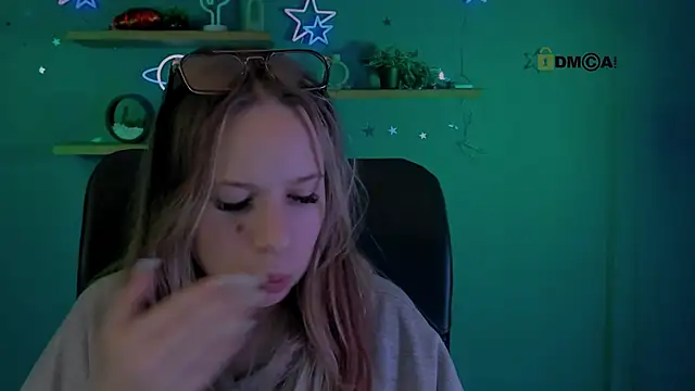 miles candy online show from 25, 2, 2026