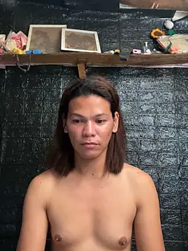 HugeAgatha online show from 17, 2, 2026