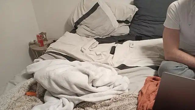 alex 779477 online show from 3, 3, 2026