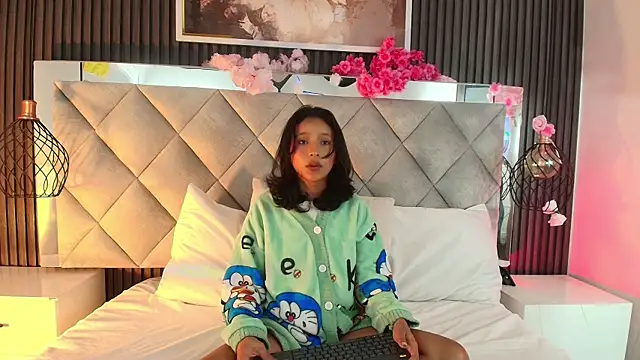 Snapshot of Real_virgin_Pussy chatting on 13, 5, 2026 Real virgin Pussy online show from 13, 5, 2026