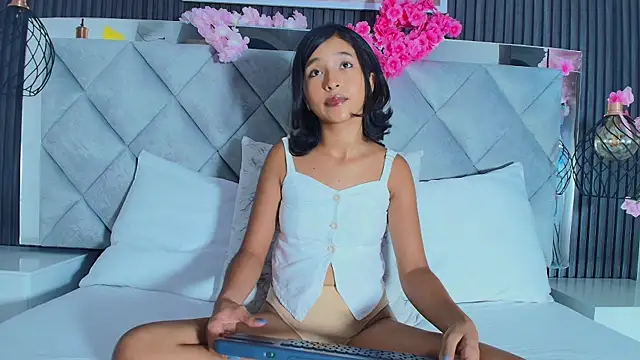 Snapshot of Real_virgin_Pussy chatting on 27, 4, 2026 Real virgin Pussy online show from 27, 4, 2026