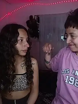 AlexxaAndRileyy online show from 14, 6, 2026