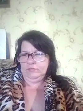 Snapshot of NysiOlsen chatting on 4, 5, 2026 NysiOlsen online show from 4, 5, 2026