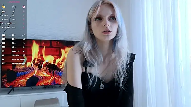 Snapshot of JuanaSumma chatting on 28, 5, 2026 JuanaSumma online show from 28, 5, 2026