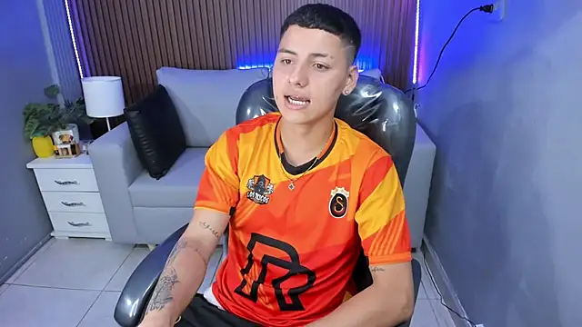 Liam9  online show from 23, 2, 2026