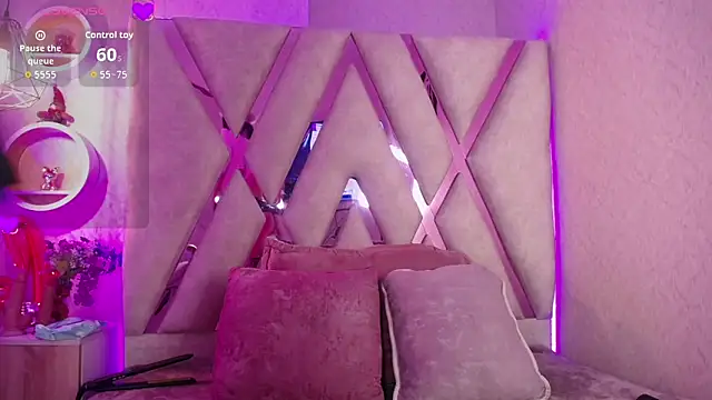 Madyson Hill online show from 27, 3, 2026