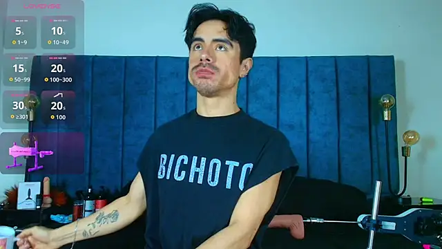 Ethan Briggs  online show from 1, 4, 2026