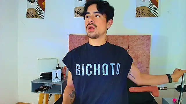 Ethan Briggs  online show from 12, 2, 2026