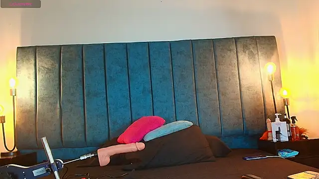 Ethan Briggs  online show from 26, 3, 2026