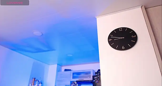 Pretty  Milf online show from 18, 2, 2026