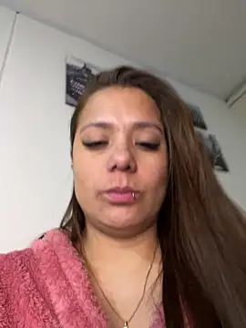 Pretty  Milf online show from 15, 4, 2026