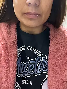 Pretty  Milf online show from 28, 2, 2026