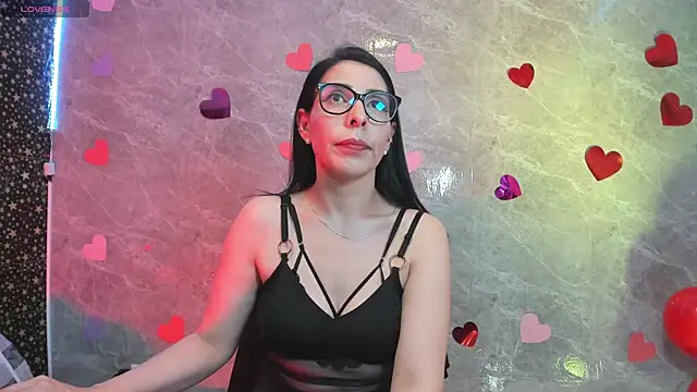 adellelennoxx online show from 2, 6, 2026