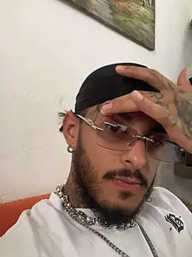 liyamjunior online show from 20, 2, 2026