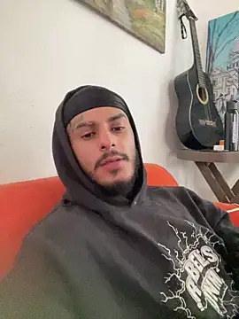 liyamjunior online show from 13, 2, 2026