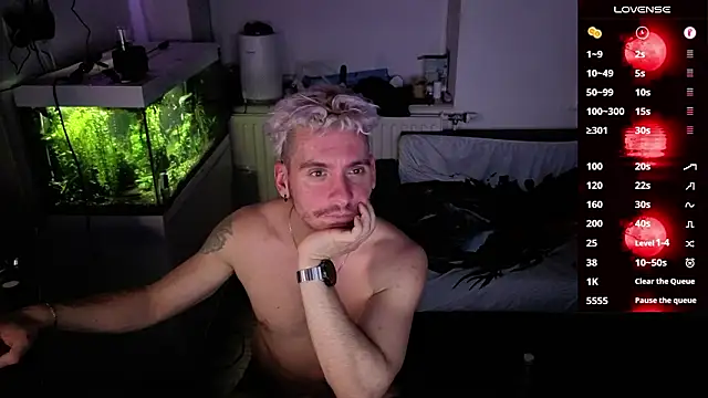 Rayzel White online show from 15, 3, 2026