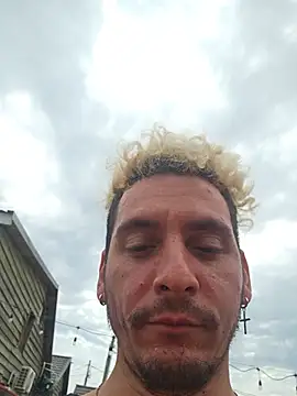 Rayzel White online show from 24, 7, 2026
