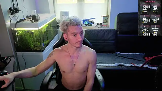 Rayzel White online show from 10, 2, 2026