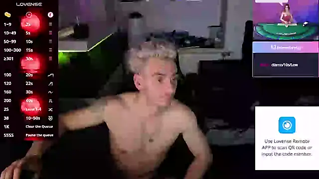 Snapshot of Rayzel_White chatting on 16, 5, 2026 Rayzel White online show from 16, 5, 2026