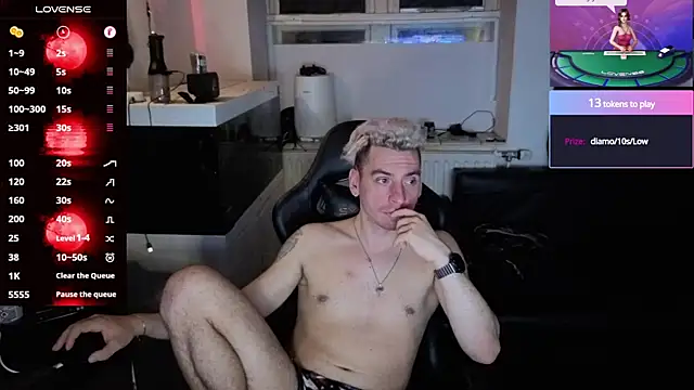 Snapshot of Rayzel_White chatting on 28, 5, 2026 Rayzel White online show from 28, 5, 2026