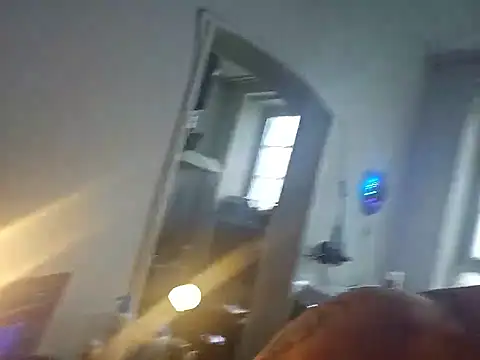 Rayzel White online show from 13, 1, 2026