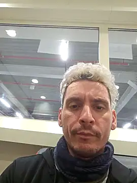 Rayzel White online show from 27, 2, 2026