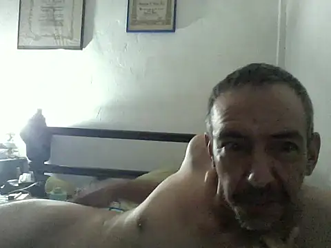 Snapshot of guevo14cm3 chatting on 29, 5, 2026 guevo14cm3 online show from 29, 5, 2026