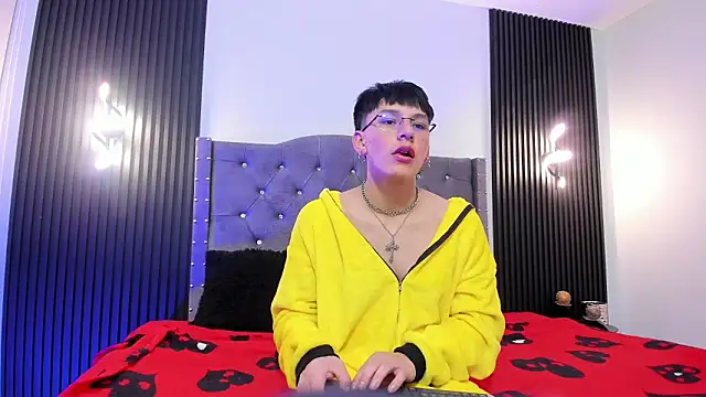 Alexander Collinss online show from 3, 2, 2026