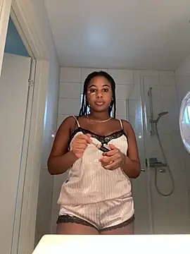 Snapshot of xo_steffyxo_4 chatting on 4, 5, 2026 xo steffyxo 4 online show from 4, 5, 2026