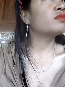 miumiu sexy2x online show from 28, 2, 2026