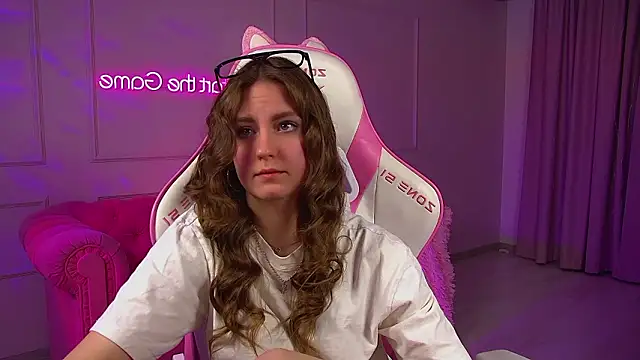 SofiaSarvain online show from 10, 3, 2026