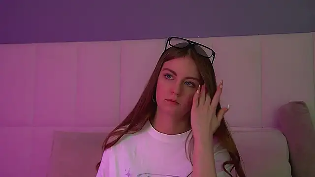 SofiaSarvain online show from 6, 2, 2026