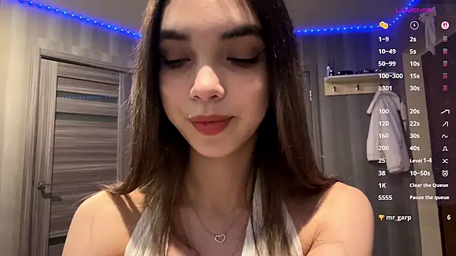 LavondaDeleston online show from 17, 2, 2026