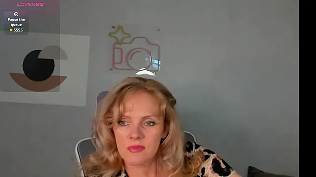 Snapshot of Victoria_Nelson chatting on 21, 5, 2026 Victoria Nelson online show from 21, 5, 2026