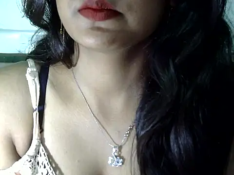 sexy-iram online show from 24, 2, 2026