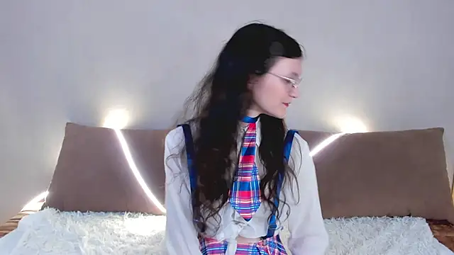 Snapshot of ThoraMarola chatting on 7, 5, 2026 ThoraMarola online show from 7, 5, 2026