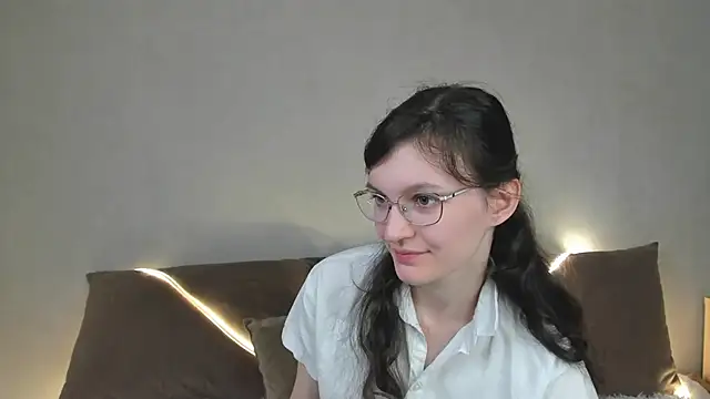 ThoraMarola online show from 16, 3, 2026