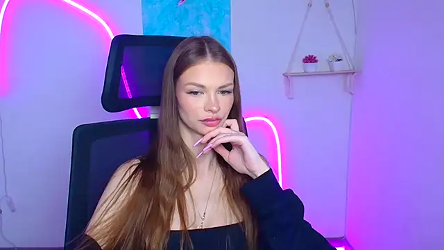 Lina Loveuu online show from 4, 3, 2026