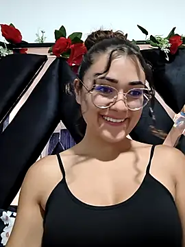 Freyarosse online show from 18, 2, 2026