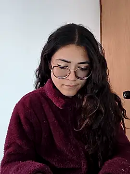 Freyarosse online show from 5, 3, 2026