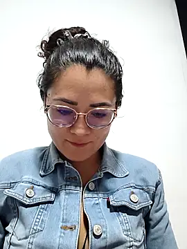 Freyarosse online show from 6, 2, 2026