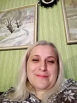 NyushaLollipop online show from 14, 1, 2026